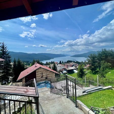 Къщи За Гости Фантазия Dospat Buitenkant foto